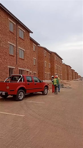 Droogeheuwel Randfontein Mega City It's All Goes To Our Brothers And Sisters For Making This City Alive Day By Day 🙏❤️👷‍♂️🔥 Like Our Post 🙏 #droogheuwelmegacity #fyp #digitalcreator #gauteng #RDP #Randfontein | Droogeheuwel Randfontein Mega City