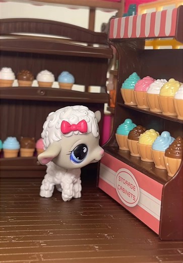 Set Up a Cute Ice Cream Shop with LPS!