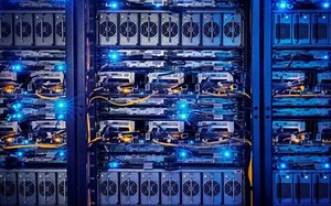 怎么租用服务器呢？