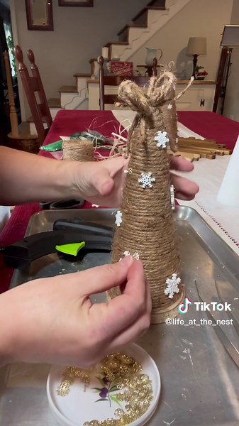 Saw these styrofoam cones and thought “Christmas Tree.” Easy and fun craft to make. #crafts #holidaydecor #christmastree #tablescape #lifeatthenest