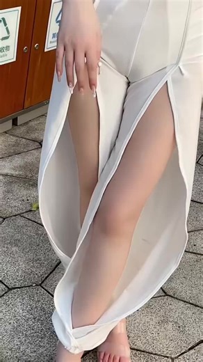 Tag a friend you’d bring here 👯‍♀️ #usa #tiktok #swimwear #summerfashion #summerbody