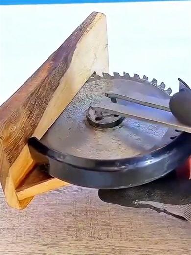 How to Build a Powerful DIY Mini Table Saw Machine
