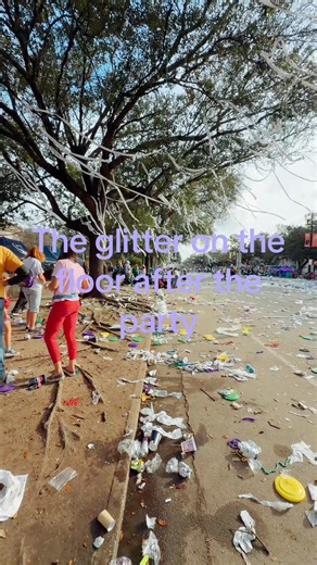 Celebrating Mardi Gras: Glitter Highlights