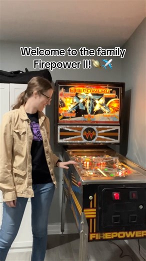 Welcoming Williams’s 1984 Firepower II to my pinball machine collection!