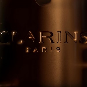 16 reactions | Iconic for 40 years. Discover Clarins most advanced generation of our iconic Double Serum, now more powerful than ever before, delivering spectacular results on the signs of ageing. | Clarins | Facebook