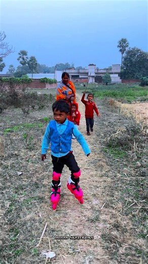 Learn Skating For Kids🛼#shorts #viral #kidsvideo #indianskaterdks #youtubeshorts #shortvideo