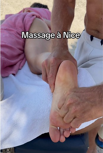 Relax, release & restore 🦶✨ A focused foot and calf massage designed to release muscle tension, improve relaxation and leave the legs feeling lighter. From deep work on the calf muscles to soothing techniques on the feet — every movement is performed with care and precision. 💆‍♂️ Your feet carry you all day. Give them the attention they deserve. 🦶❤️ #FootMassage #CalfMassage #MassageTherapy #Relaxation