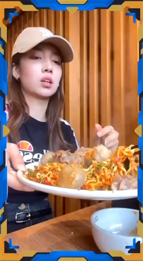 makan enak on Instagram: "Mie nyemek baso 🤤🤤🤤 #videoedits #reelsinstagram #mukbang #mienyemek #viralreels #midashoki"