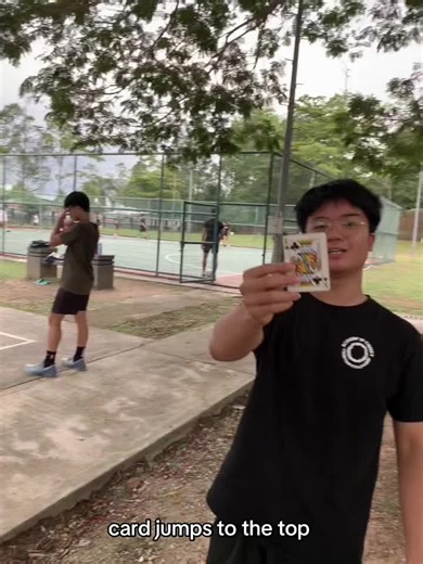 Card Magic Trick: The Jumping Card Illusion