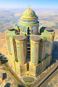 இப்படி ஒரு கட்டிடமா 😳 ABRAJ KUDAI | Mecca Saudi Arabia | Tamil Amazing Facts 🤯 | Thagavalkaaran