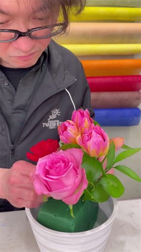 【Birthday celebration flower arrangement】お誕生日のお祝いのアレンジメントフラワー