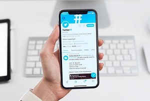 How to Delete Twitter Messages From Both Sides