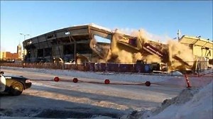Video: Explosion brings down Metrodome roof