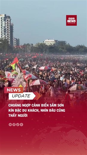 Đi biển tránh nóng gặp cả thế giới #vtcnews #hoithocuocsong #viral #tintuc