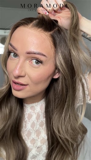 Do you like to style your wig straight or wavy? One of the best things about wearing wigs? You never have to choose just one. Sleek and polished one day, beachy waves the next… your hair, your rules 🤍 New to wigs? This is just the beginning 🥰 Wig: Charlie, 26” 180% density #alopecia #hairloss #realhairwigs #womenshairloss #chemohair