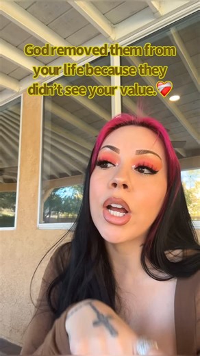 Salice Rose on Instagram: "GOD REMOVED THEM FROM YOUR LIFE BECAUSE THEY DIDN’T SEE YOUR VALUE!❤️‍🩹💪 I know sometimes goodbyes hurt but staying in a situation that is making you question your worth hurts MORE. Just because it hurts to walk away, doesn’t mean you’re making the wrong decision. #reels #reelsinstagram #motivation #motivational #selflove"