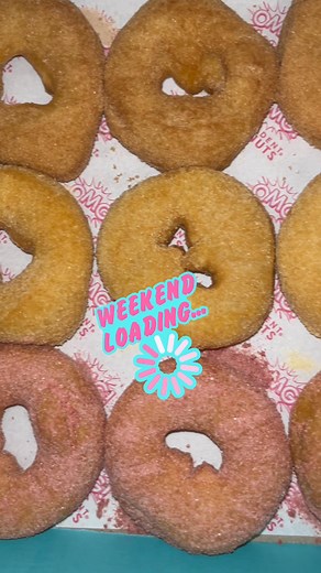 ✨Hmmm hmmm… cravings anyone?  If these fluffy donut delights have...