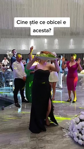 Tradiții Moldovenești la Nuntă: Cine știe ce obicei e acesta?