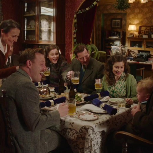 🥂 Raise a glass to celebrate the most memorable moments from five seasons of the beloved Masterpiece series All Creatures Great and Small with cast members and creators. All Creatures Great and Small: Cheers to the Years premieres this Sunday at 8 p.m. | PBS Western Reserve