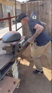 My Harley breakout has a square style backbone so I’m using my “ DIY” radius brake to give the tunnel a radius on the bend, giving it a clean look when welded to the custom tank I’m working on #diy #motorcycle #metalfab #metalart #custom #fabrication #handmadetools #tattoo #instagood #instadaily #share #creator #inspire #harleydavidson #downtownla #tigwelding #welder | Brett Hood