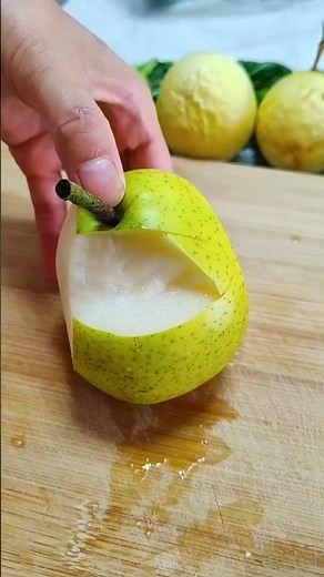 Easy Way to Decorate a Pear! 🍐 Fruit Carving Hack 🔪