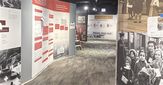 Illinois Holocaust Museum reopens in temporary Chicago Loop location