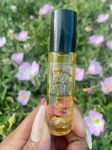 Motivation Oil With Carnelian Crystals & Organic Herbs | Intention Oil for Manifesting | Perfume Rollerball - Etsy