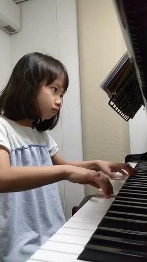 ツェルニー30番 25番(Czerny op.849, No.25) 練習中, 202205, 8歳