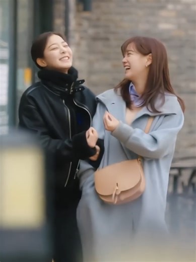 👇Name & Information👇 ​🎬 Name= Business Proposal 📅 Year= 2022 📊 Seasons= 1 Season 📺 Episodes= 12 Episodes 🕛 Runtime= ~1h per Episode 🎭 Genre= Romance / Comedy / Office 👓🏢🍲🥂 ⭐ Rating= TV-14 ​🌍 Where to Watch: This series is a Netflix Original (in most regions) and is available to stream on Netflix and SBS World. 🌏📡🎬 ​✔️Follow👉 -CINEMA SIMPLE- 👈for movie information.👆🩵🎬 ​⚖️ Our activity is only