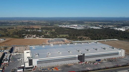 Take a sneak peek inside our first robotics fulfilment centre located in Kemps Creek, Western Sydney! Due to open early next year, it is the largest warehouse built in Australia and will create over 1,500 local jobs. | Amazon.com.au