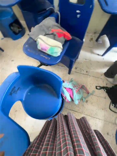 disq no le tienen miedo #fyp #2bC #colegio #Viral