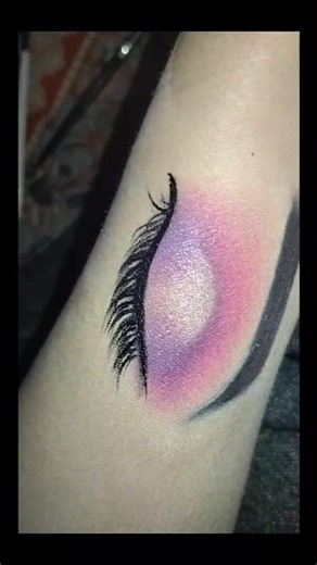 Halo eye makeup tutorial 😍#makeup #subscribemychannel