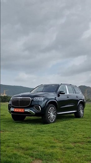 The e-Active Body Control’s Retrieve mode on the Mercedes-Maybach GLS 600! #mercedesmaybach #fyp