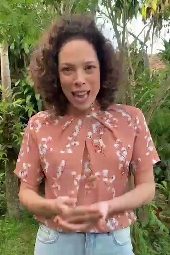 MESSAGE FROM RENATA 😀 WE'RE STILL TOGETHER #shorts