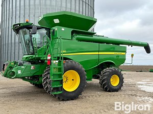 2014 John Deere S680 Combine | Agriculture