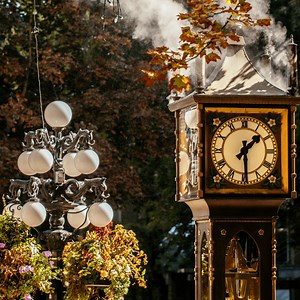Steam Clock Livestream | Westcoast Sightseeing