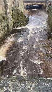 It's the day you've all been waiting for - #WaterfallWednesday! 💦 Most people who visit Hawes will have stood on this bridge and watched Gayle Beck as it cascades through the little market town. We promise that we have seen signs of spring, just not on this particular day! 📽️ Wendy McDonnell #YorkshireDales #Hawes #Gayle #Wensleydale #Dales | Yorkshire Dales National Park
