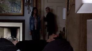 Watch The Following Season 2 Episode 6 - Fly Away