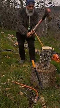 ​Real Mountain Life: Splitting Wood with a Maul (ASMR) #asmr