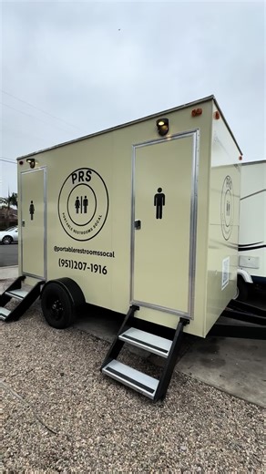Deluxe 2 Stall Luxury Restroom Unit for Events
