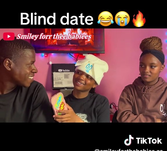Blind Date Smiley: Adventures in Love and Fun