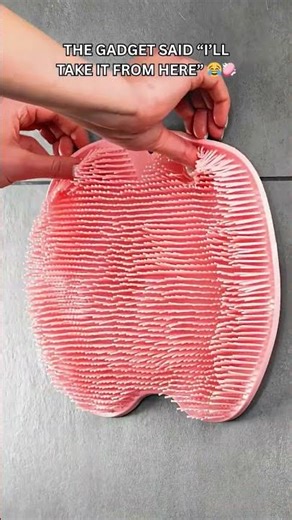 This gadget went wild… belly scrub edition! 🤣🧼😂 #funnyhack