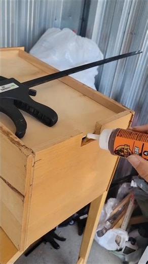 Fixing a Weird Broken Drawer Slide on a Free Solid Maple TV Stand (Part 2)