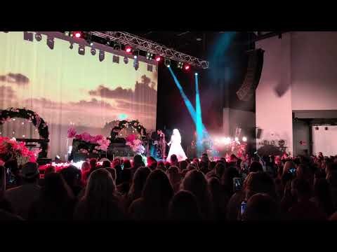 How Do We Go - Alexandra Kay - Second Wind: The Tour (Louisville, KY - 9/27/25)