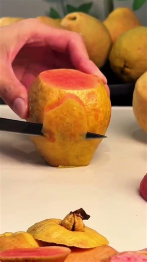 Golden blade, mango flesh, morning light flows.