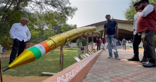 World's Largest Ballpoint Pen Showcased In Hyderabad
