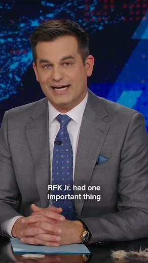 910K views · 10K reactions | RFK Jr. gave the worst answer ever to the question, "what would you do with a time machine?" | The Daily Show | Facebook