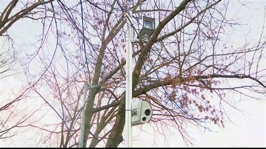 DOT begins activating more red light cameras at NYC intersections
