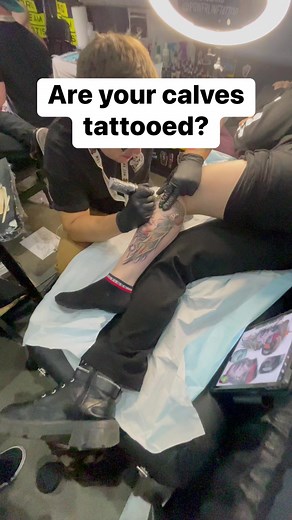 140K views · 316 reactions | Calf Tattoos 例 #tattoos #tattooreels #reels #tattooed #tattooartist #legtattoos #calftattoo | Tattoo Lovers | Facebook