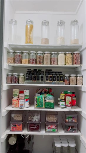 Effective Pantry Organization Tips for a Neat Kitchen